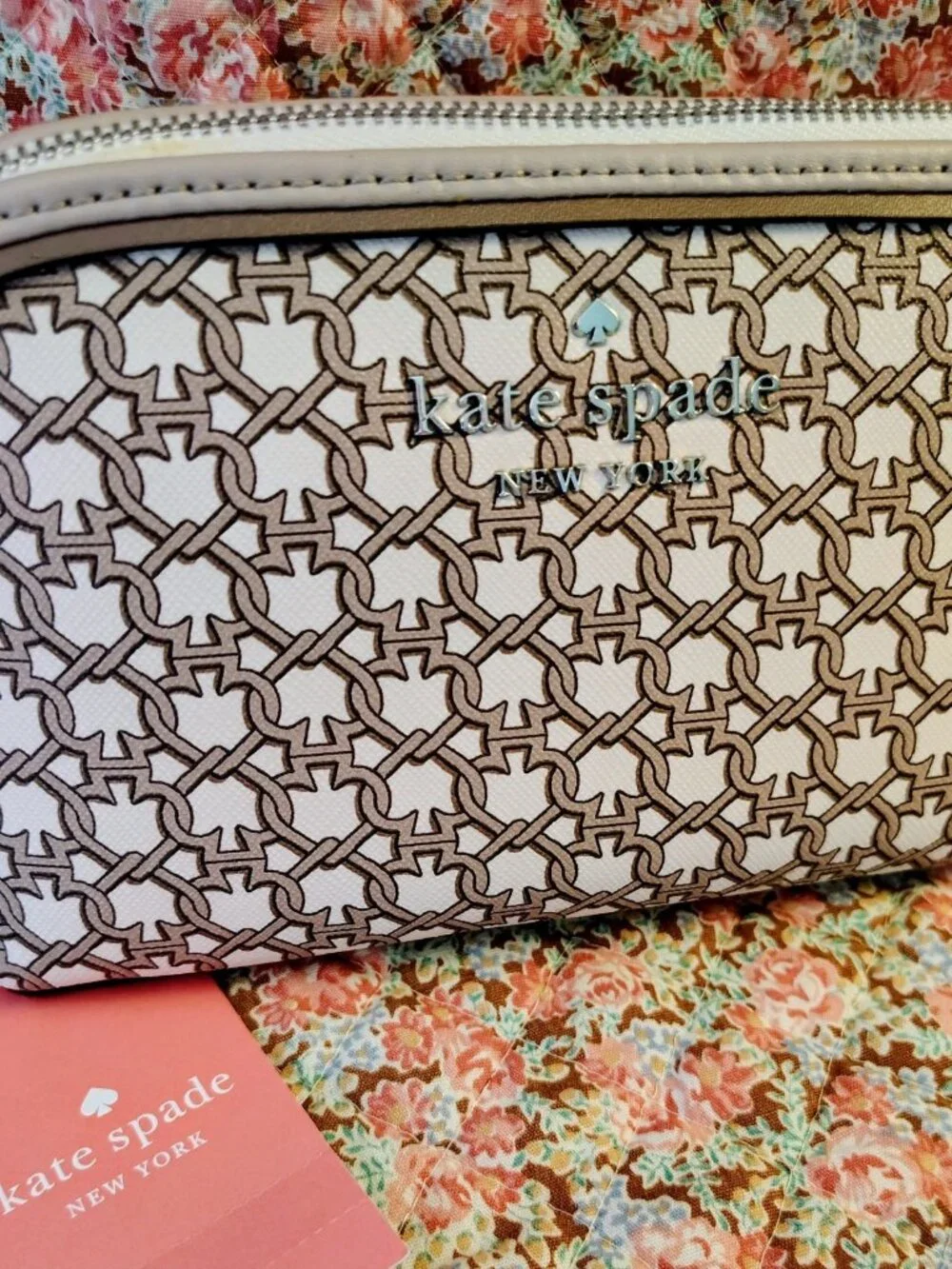 NWT kate spade makeup pouch bag MSRP $69
